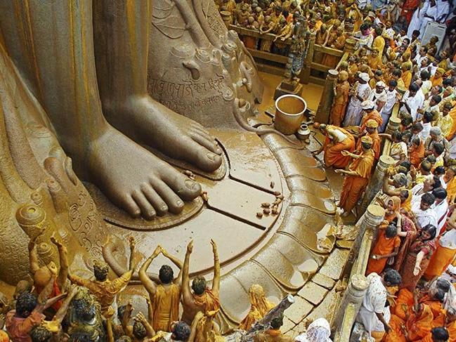 Hindistan'ın tarih kokan kenti Shravanabelagola