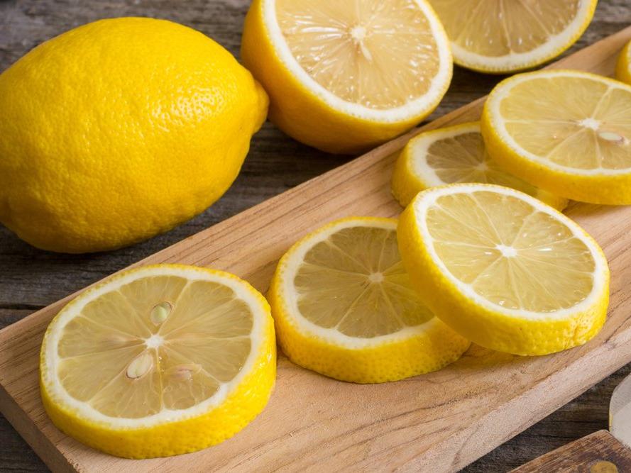 Limon dilimleri ile uyumanın inanılmaz etkileri