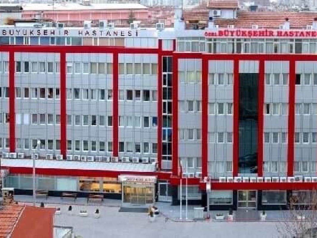 AKP'li belediyenin borç ödemek için satışa çıkardığı hastaneye alıcı çıkmadı
