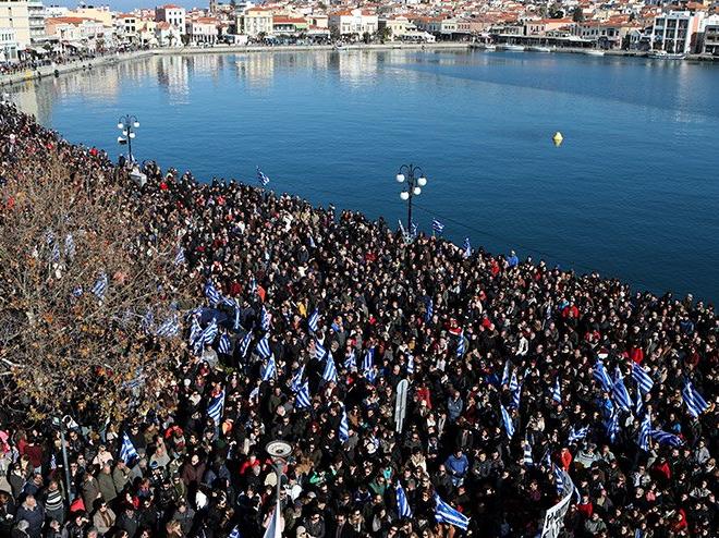 Yunan adalarında 'göçmen' krizi! Binlerce kişi toplandı