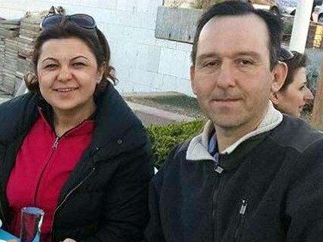Eşini 37 yerinden bıçaklayıp öldüren doktor, soğuk algınlığından öldü
