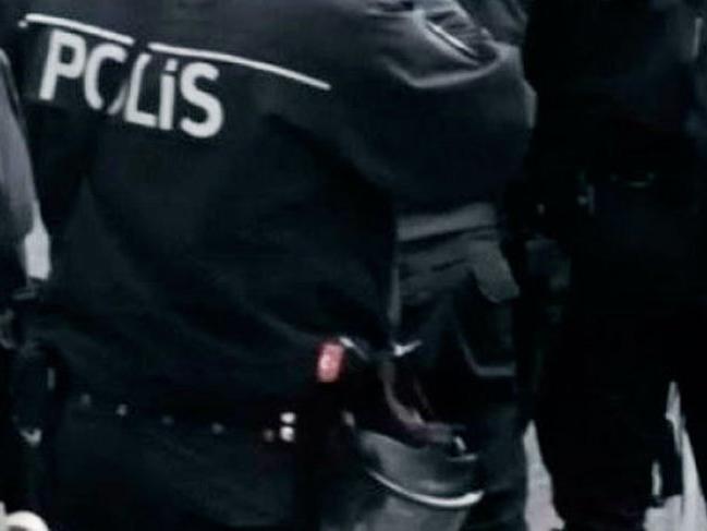 İstanbul'da polise bıçaklı saldırı!