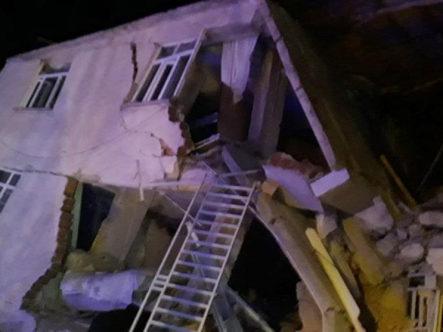 AFAD'dan Elazığ depremi açıklaması: 35 artçı oldu