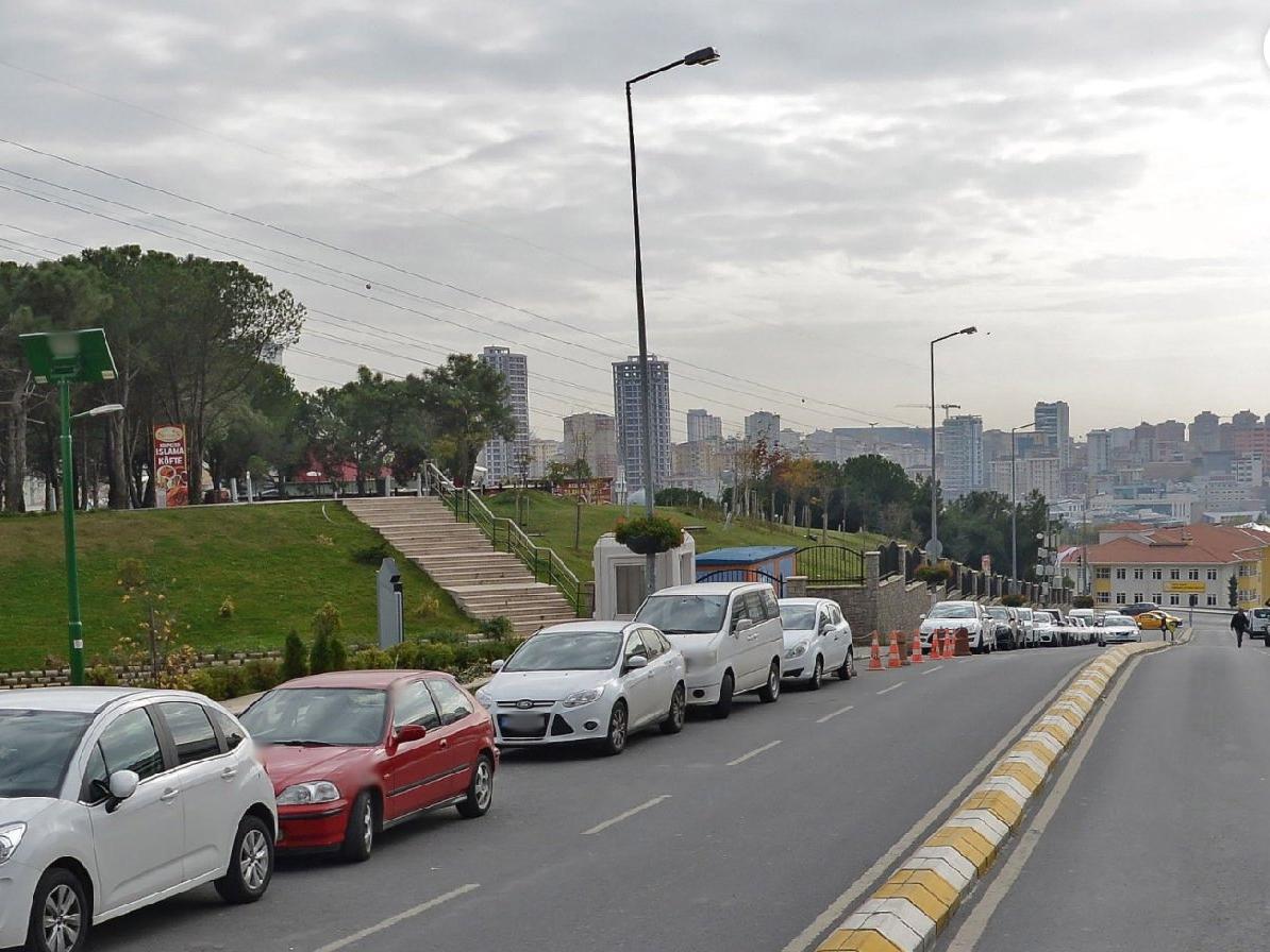 İlçe belediyelerinin yol üstü otoparkları yasa dışı