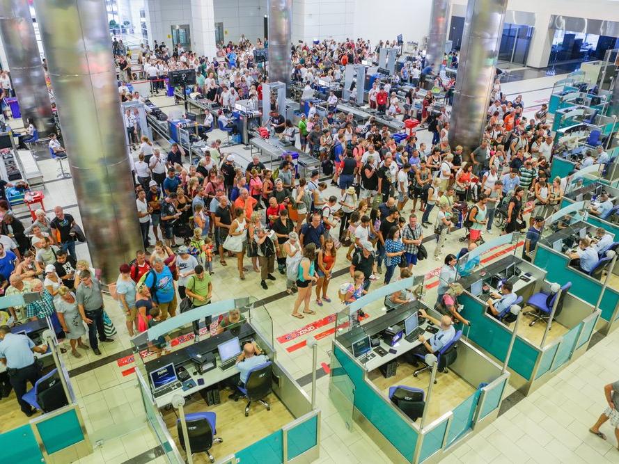 Antalya Havalimanı'nın kapasite artırım ihalesi iptal