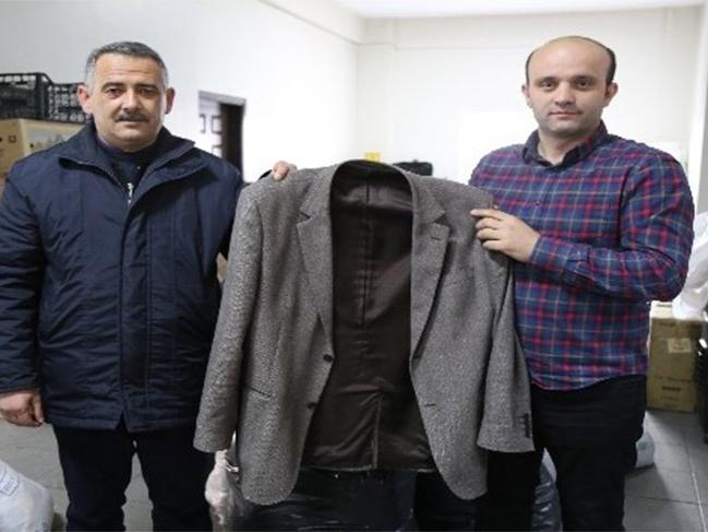 Yardım kampanyası için gönderilen ceketten 10 bin lira çıktı