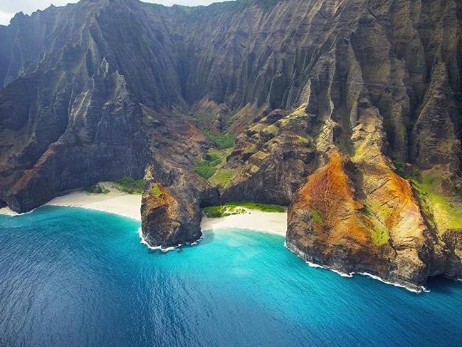 Hawaii’nin Na Pali Dağları’ndan büyüleyici manzaralar