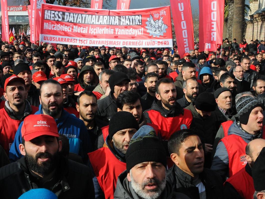 10 bin metal işçisi 5 Şubat'ta greve gidiyor!