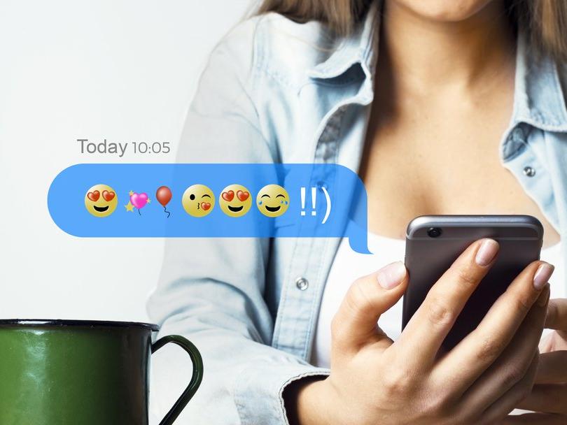 Akıllı telefonlara 100'den fazla yeni emoji geliyor! LGBTİ emojileri yolda...