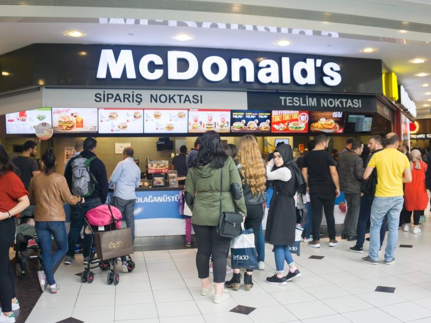 McDonalds'ın yeni sahibi gizemli Birleşik Holding Limited kim?