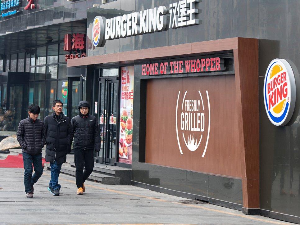 Türk şirket Çin'de işlettiği 160 Burger King şubesini kapattı