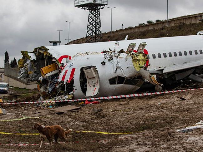 Sabiha Gökçen Havalimanı'ndaki uçak kazasında 2 pilot şüpheli