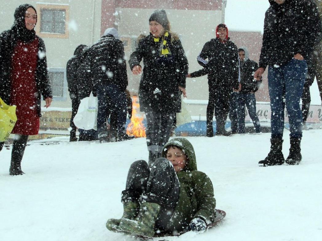 Ankara'da okullar tatil mi? 10 Şubat kar tatili için Ankara Valiliği açıklama yaptı mı?