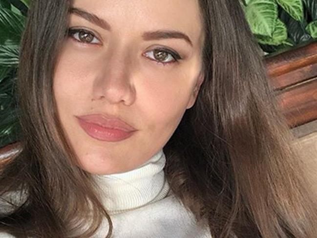 Fahriye Evcen'in acı günü! Babası hayatını kaybetti