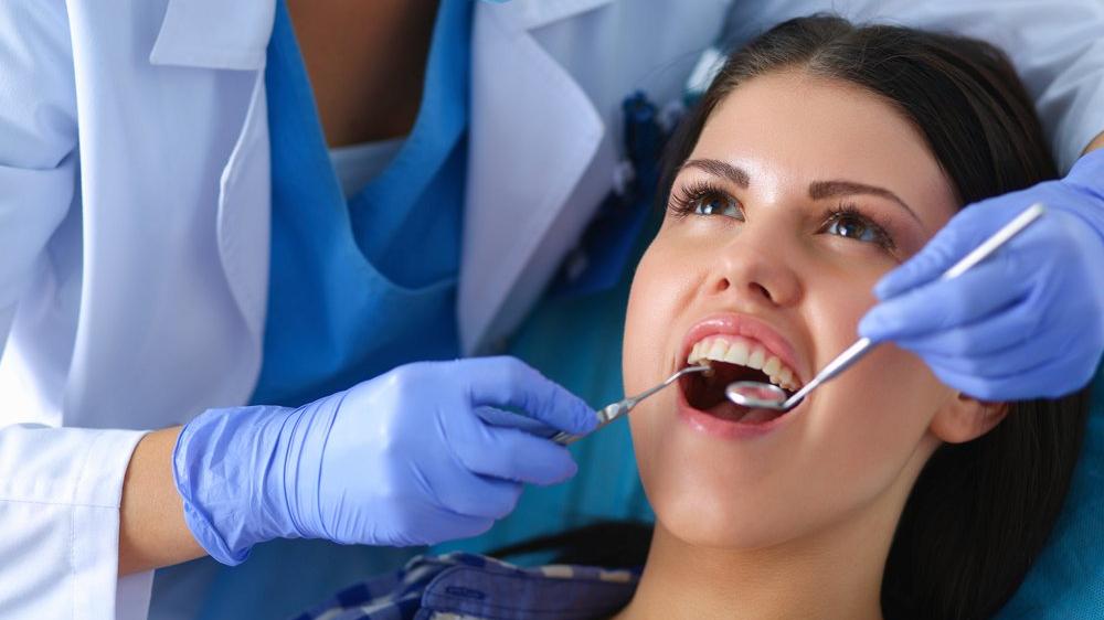 Diş taşı nedir, nasıl oluşur?