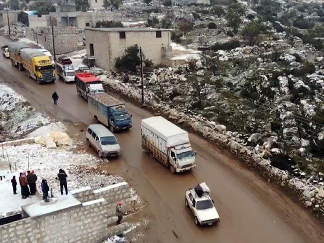 İdlib'den yola çıktılar, akın akın geliyorlar!