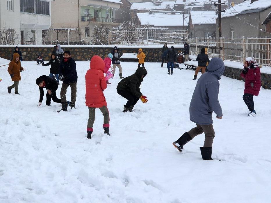 Diyarbakır'da yarın okullar tatil mi? Diyarbakır Valiliği'nden açıklama