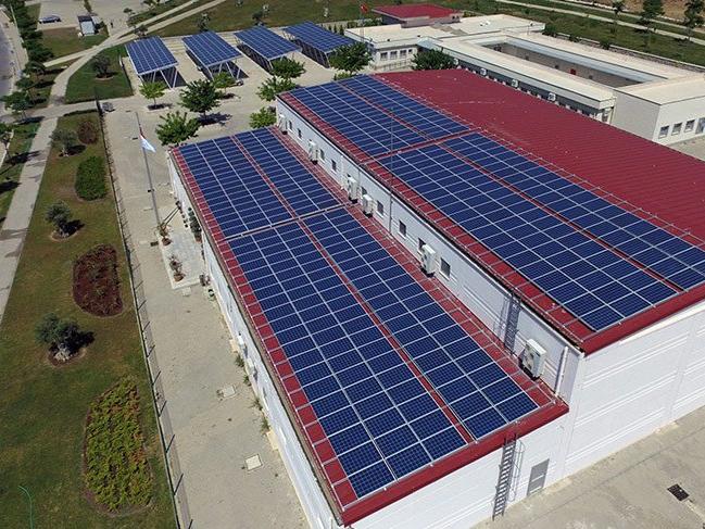İzmir’de dört tesise daha güneş enerjisi