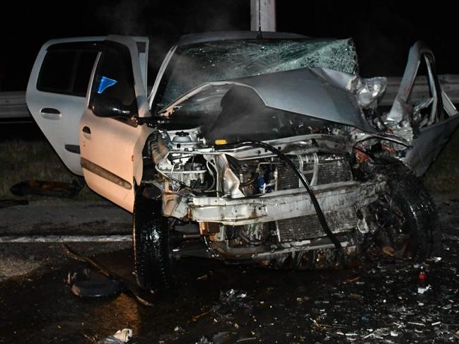 Tekirdağ'da iki otomobil kafa kafaya çarpıştı: 1 ölü, 2 yaralı