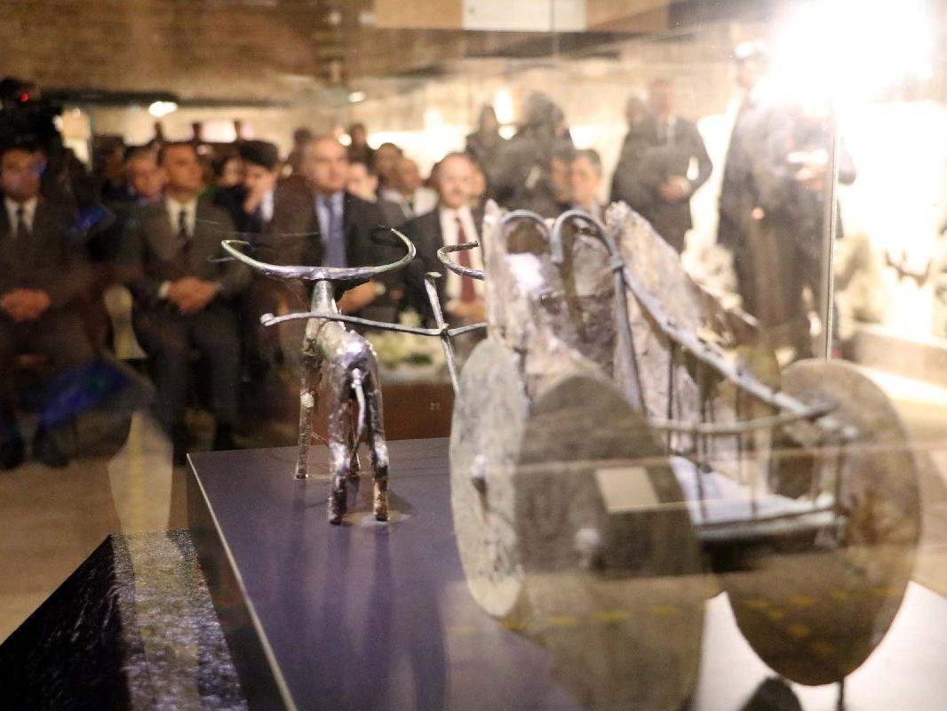 Türkiye'den kaçırılan iki eser, Anadolu Medeniyetler Müzesi'ne getirildi