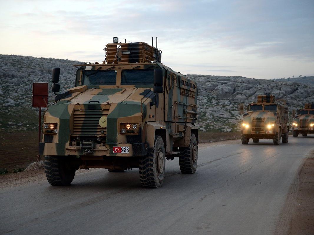 Türk askeri konvoyu İdlib'e girdi!