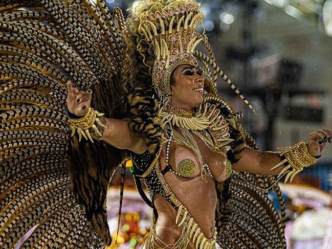 Rio Karnavalı tüm coşkusuyla başladı