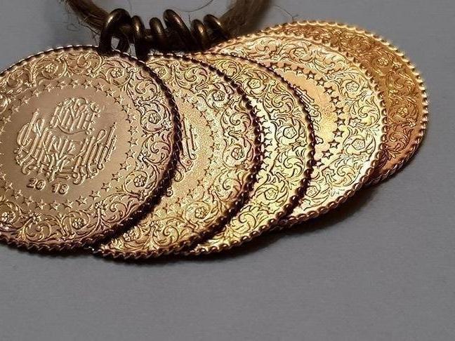 Altın fiyatlarında yükseliş sürüyor! 25 Şubat'ta gram ve çeyrek altın kaç lira oldu?