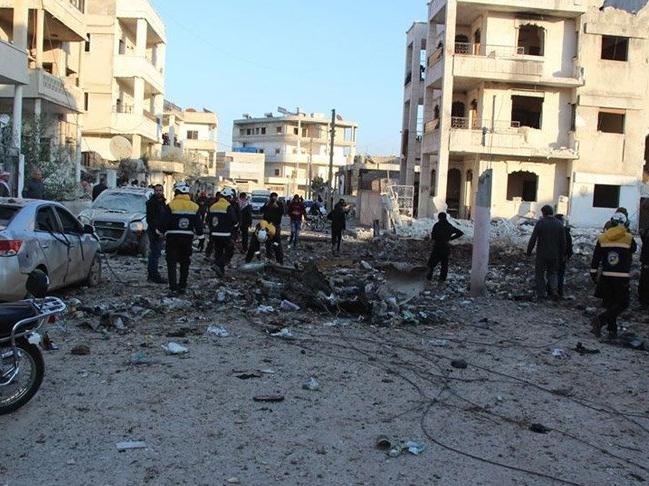 Savaş uçakları İdlib'i vurdu: 20 ölü!