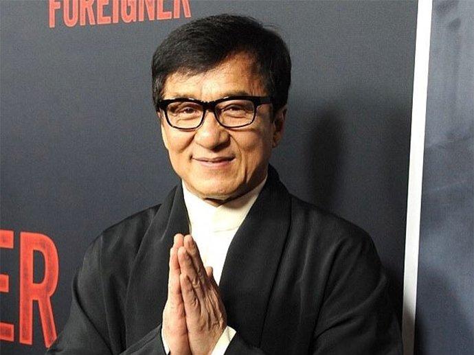 Jackie Chan'den corona virüsü açıklaması: Sağlıklıyım, karantinada değilim