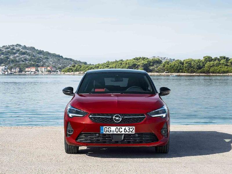 Yeni Opel Corsa Türkiye'de...