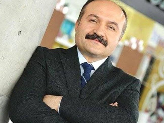 Babacan'ın partisine geçeceği iddia edilen Erhan Usta'dan açıklama!