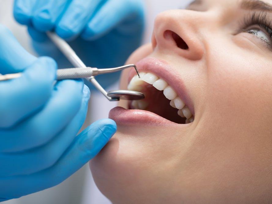 Dişlerde asit aşınması nedir? Diş aşınmasından korunma yolları...