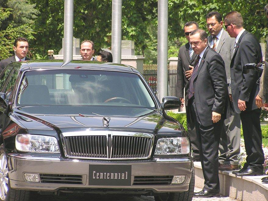 Erdoğan'ın limuzini 41 bin 500 TL'ye satıldı