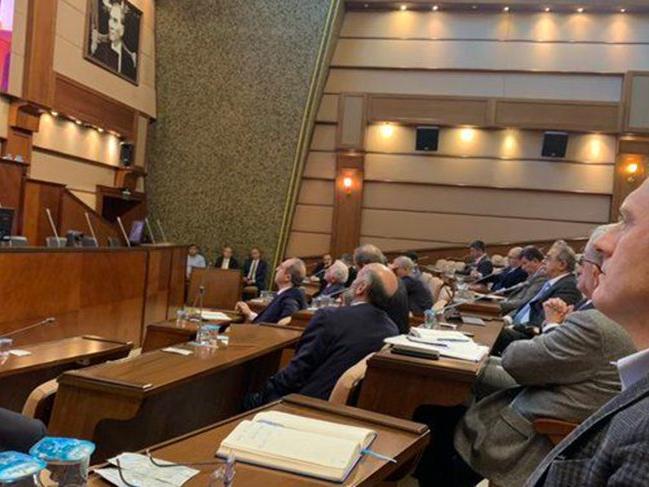 İBB’nin salgın önlemleri toplantısına AKP’li başkanlar katılmadı