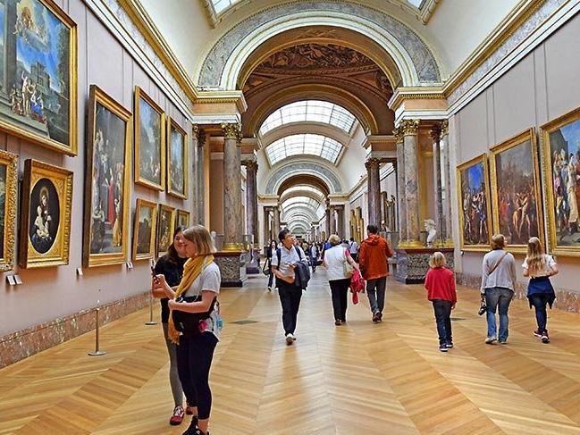 Online gezebileceğiniz, dünyanın birinci sınıf müzeleri