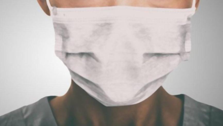 Corona virüs fırsatçılarına baskın: 1 milyon sahte maske ele geçirildi
