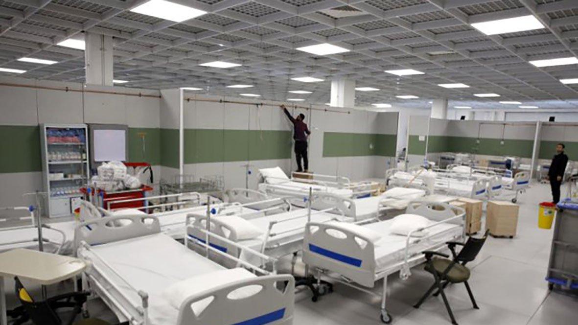 İran'da dünyanın en büyük AVM'si corona hastanesi oldu