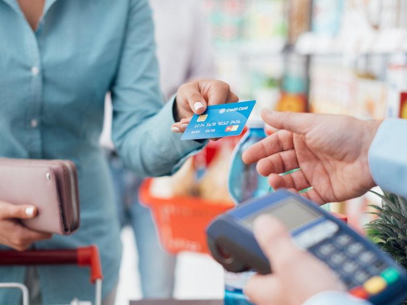 Kredi kartı faizleri ve asgari ödeme tutarı oranı düştü