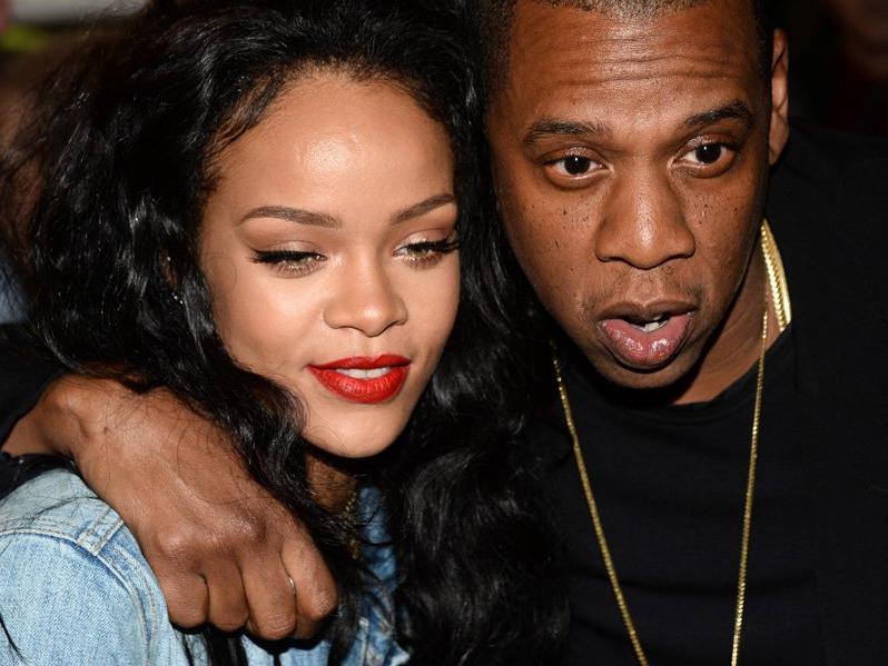 Rihanna ve Jay-Z güçlerini birleştirdi ve 2 milyon dolar bağışladı