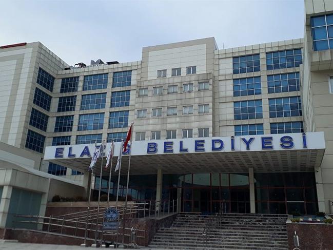 AKP'li belediye corona tehlikesine rağmen meclisi topluyor