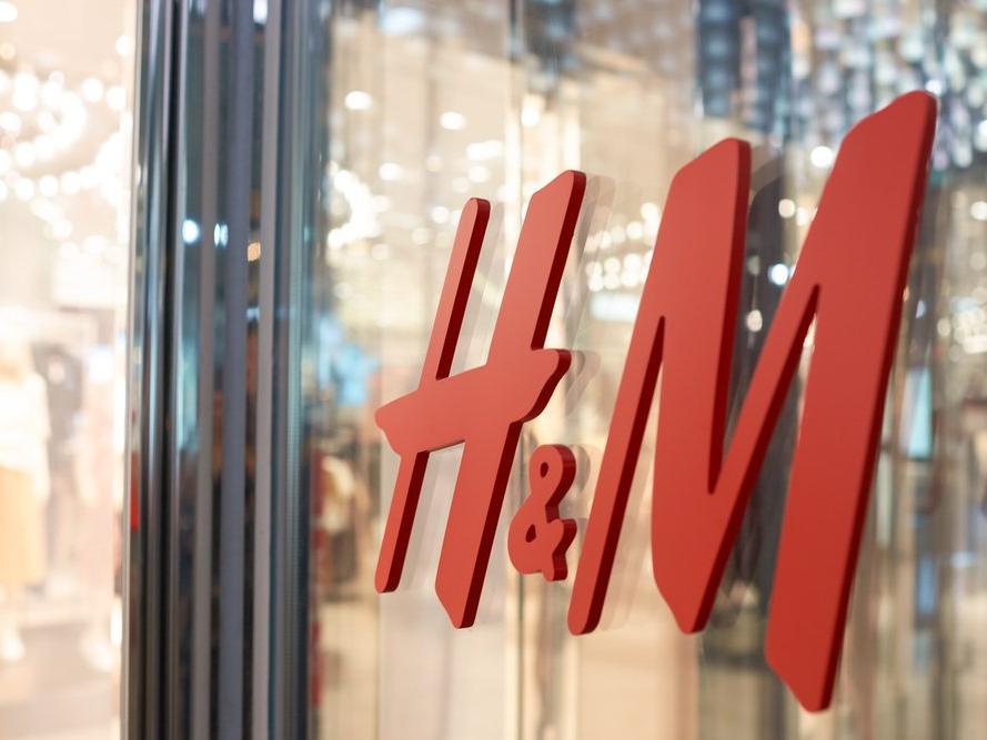 H&M'in satışları Mart'ta yüzde 46 geriledi
