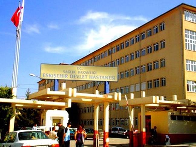 Kamu hastanelerinin yeniden açılması teklifi AKP ve MHP oylarıyla reddedildi