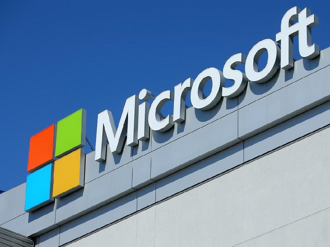 Microsoft çalışanlarına üç ay ücretli izin veriyor