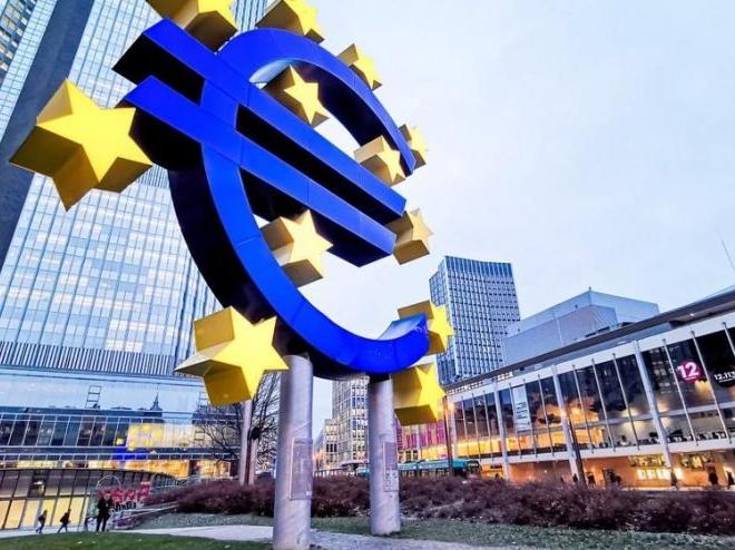 Euro Grubu 540 milyar euroluk corona paketinde anlaştı