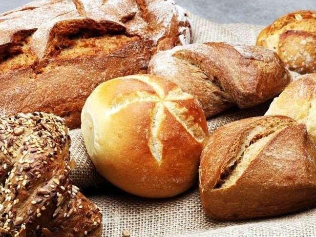Evde ekmek tarifi... Fırından alınmış gibi pratik ekmek malzemeleri...