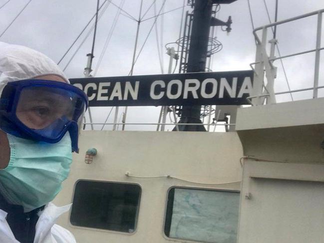 Boğaz'dan "Ocean Corona" geçti, Kıyı Emniyeti bu mesajı verdi