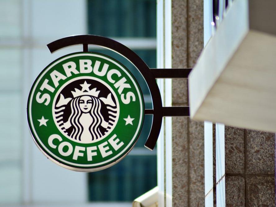 Starbucks ABD’de faaliyete başlıyor