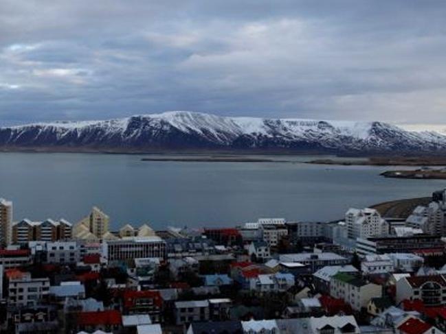 Uzak ülke İzlanda'da corona bitti