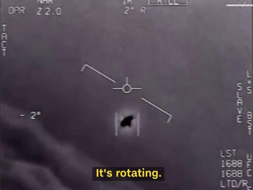 Pentagon ilk kez paylaştı: UFO görüntülerini yayınladılar