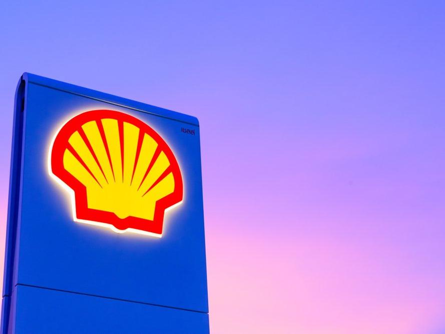 Shell, II. Dünya Savaşı'ndan beri ilk kez dağıtacağı kârı azalttı